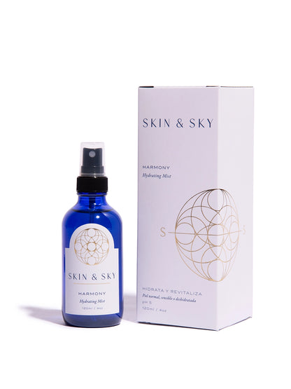 Harmony Hydrating Mist Skin & Sky con caja blanca, bruma facial hidratante y calmante para piel sensible, 120 ml.
